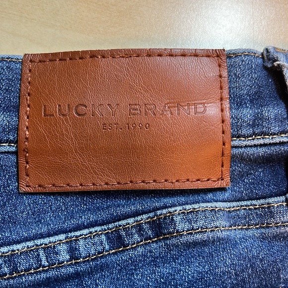Lucky Brand Sweet Exposed Button Bootcut Jeans Size 8/29R - Picture 7 of 13